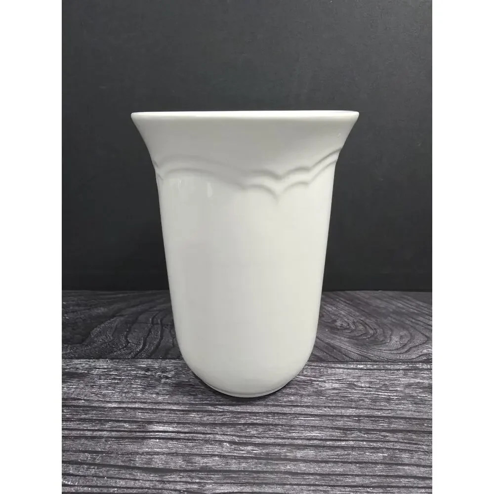 Vintage Pfaltzgraff Tea Rose/Coordinates White Stoneware Utensil Holder / Vase